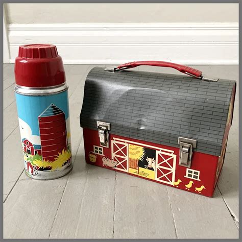 red barn metal luch box|Vintage 1958 Red Barn Metal Lunch Box with Thermos .